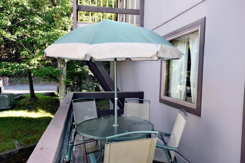 3-Bedroom Vacation Home Steps To Camelback Ski Area Ski-In Ski-Out Crescent Lake Eksteriør bilde